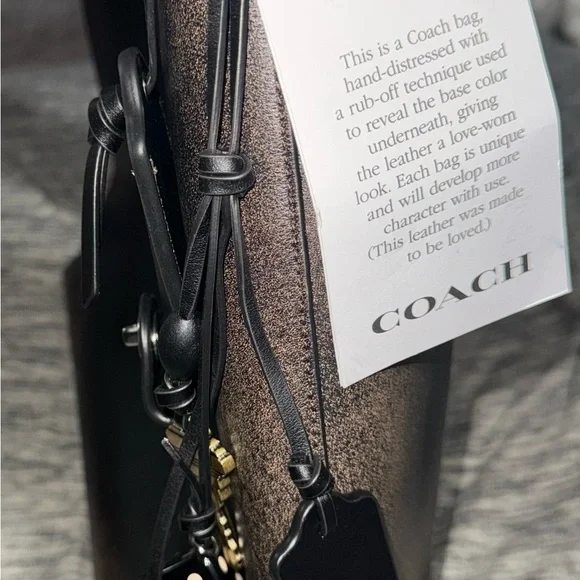 Coach Brooklyn 39 loved leather *PRICE IS FIRM* MAY BE WILLING TO TRADE* - Picture 3 of 7